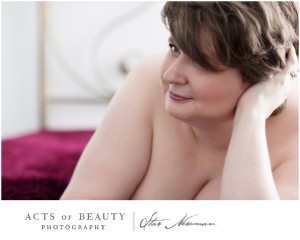 Plus-Size-Boudoir-Photography-Curvy-Curves