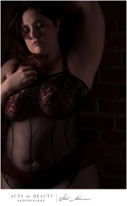 Plus-Size-Boudoir-Photography-Curvy-Curves