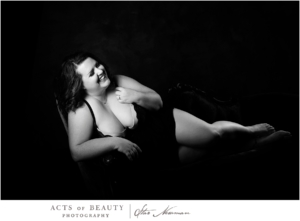 Plus size boudoir pose