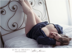 Plus size boudoir pose