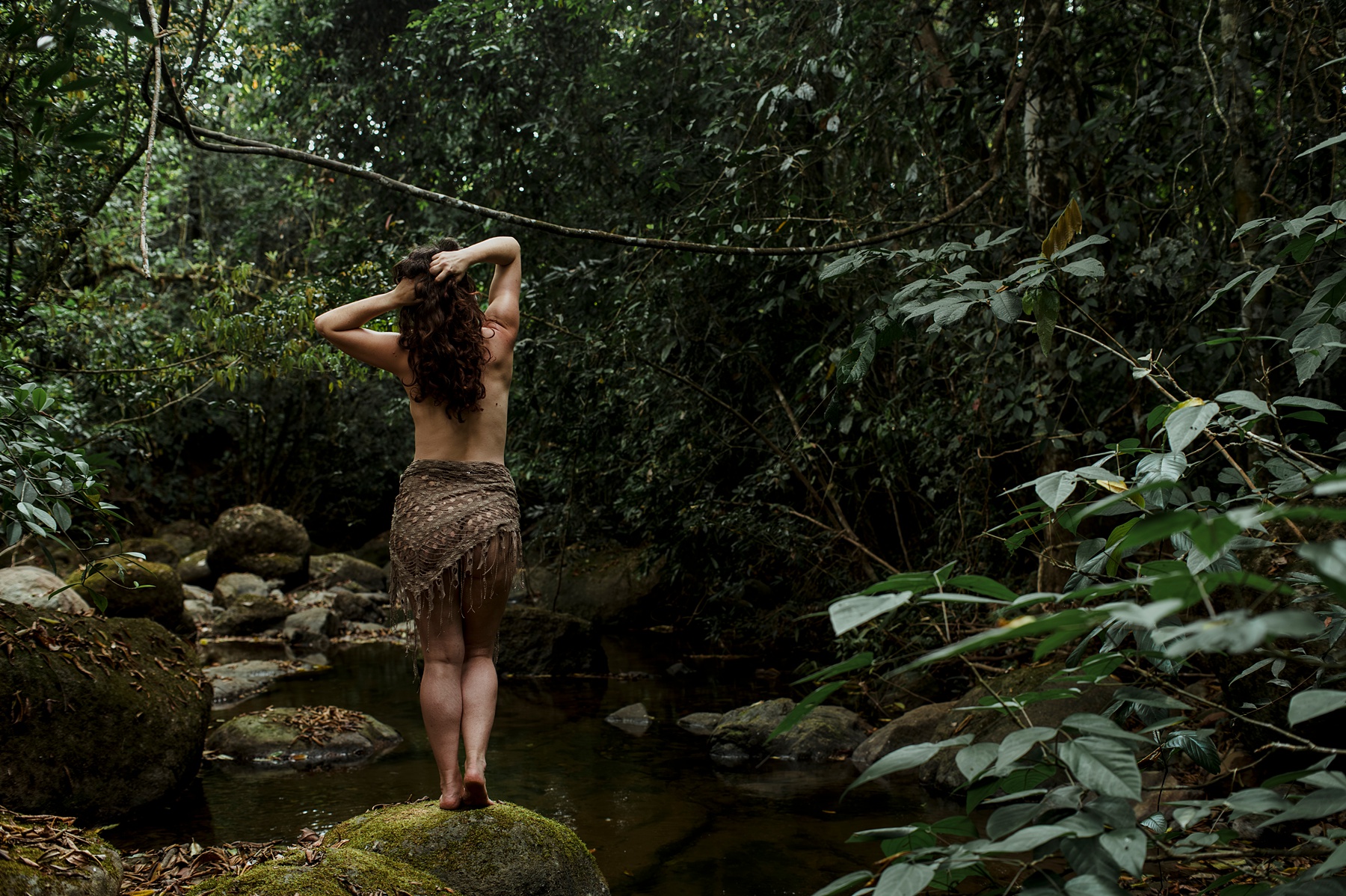 Boudoir Photos in Costa Rica River